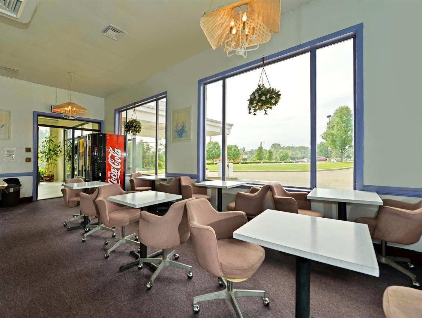 Americas Best Value Inn Bridgewater Extérieur photo